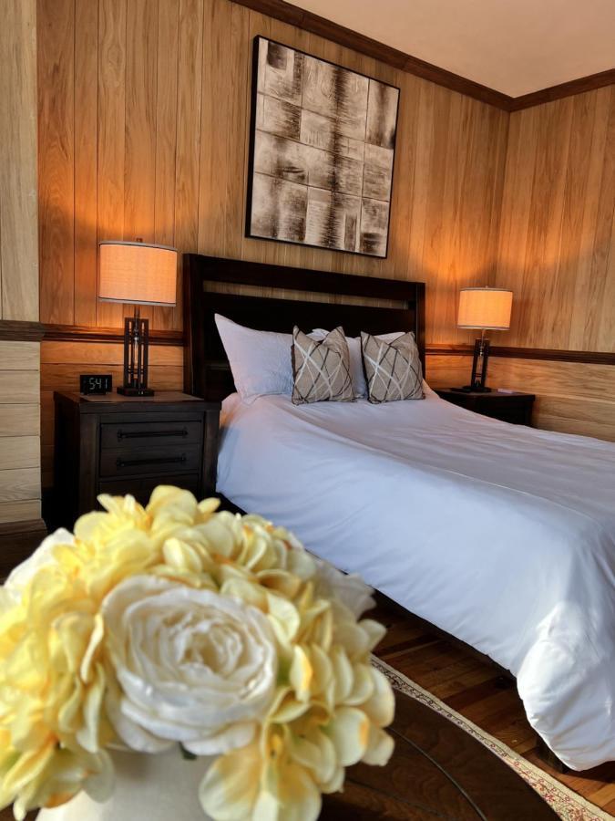 Monterey Inn Экстерьер фото