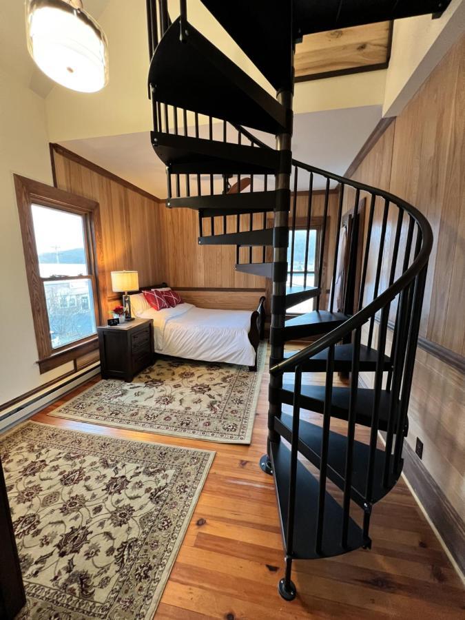 Monterey Inn Экстерьер фото