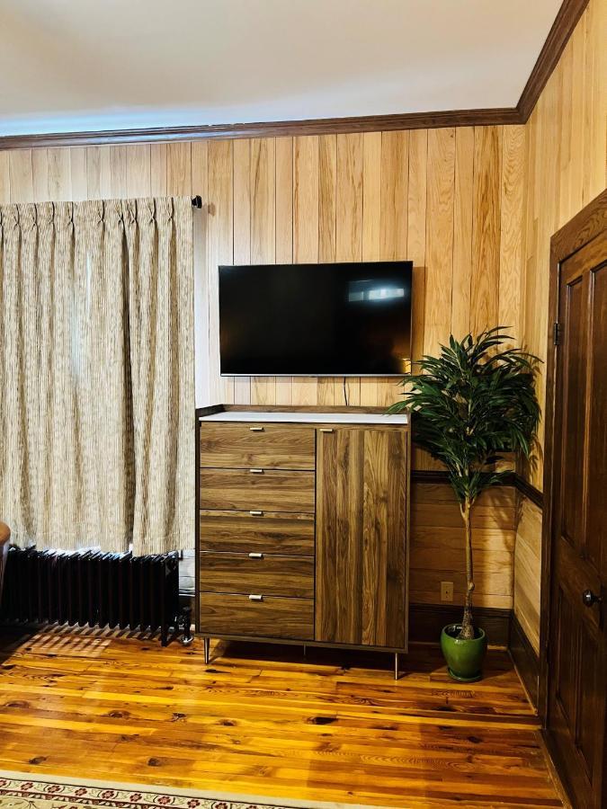 Monterey Inn Экстерьер фото